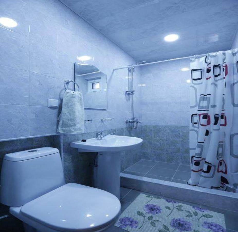 Your Hostel Jerevan Eksteriør billede